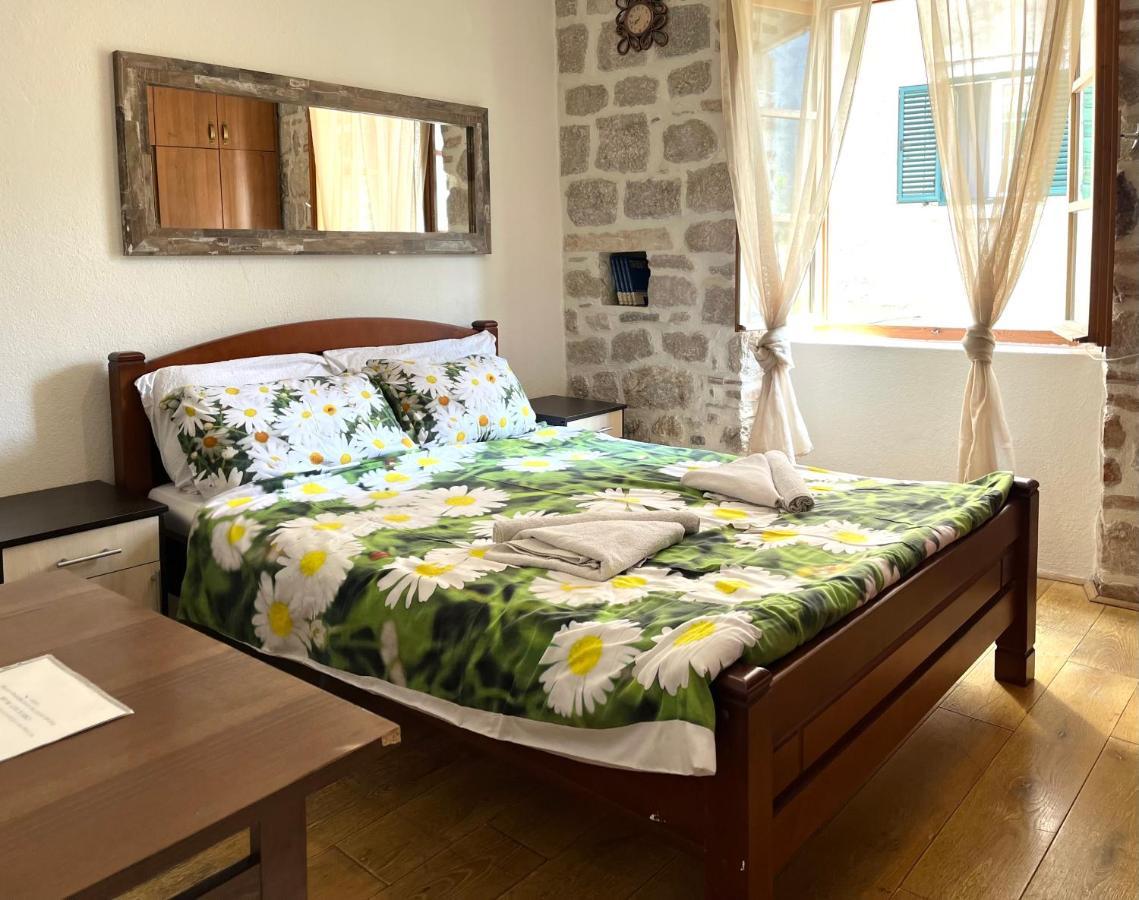 South Gate Apartments 262 Kotor Dış mekan fotoğraf