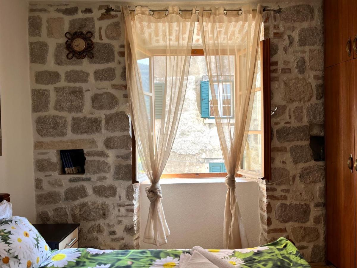 South Gate Apartments 262 Kotor Dış mekan fotoğraf