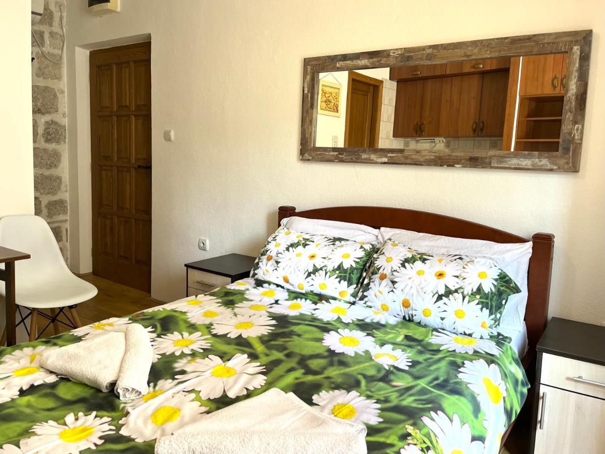 South Gate Apartments 262 Kotor Dış mekan fotoğraf