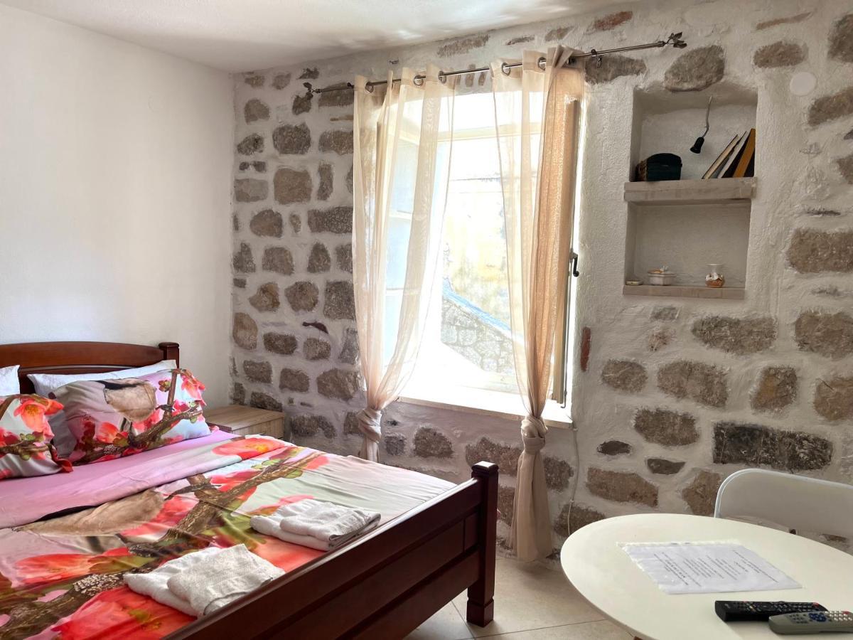 South Gate Apartments 262 Kotor Dış mekan fotoğraf