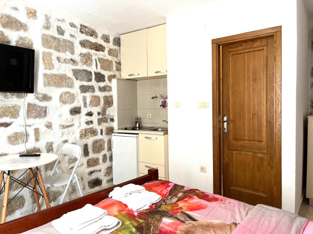 South Gate Apartments 262 Kotor Dış mekan fotoğraf