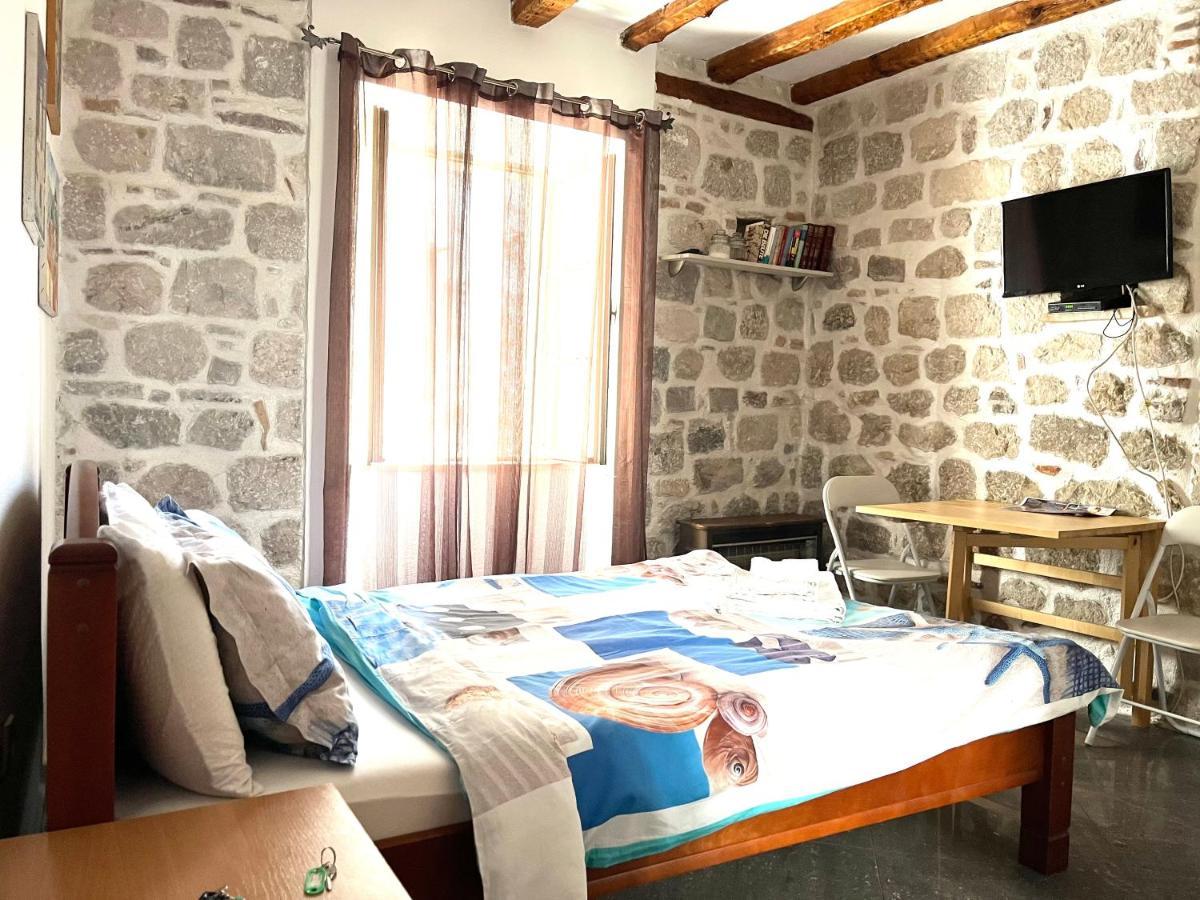 South Gate Apartments 262 Kotor Dış mekan fotoğraf