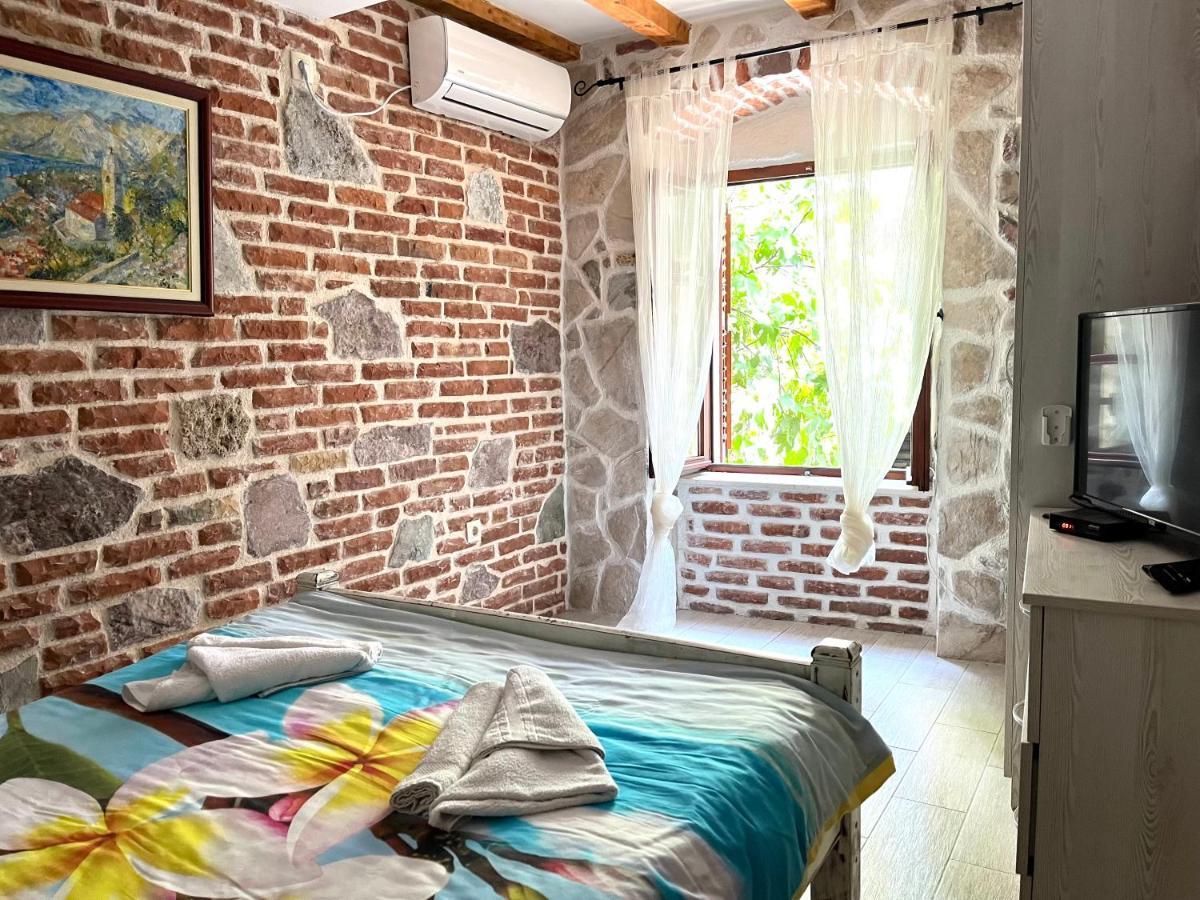 South Gate Apartments 262 Kotor Dış mekan fotoğraf